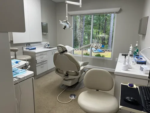 Modern treatment operatory with advanced dental technology